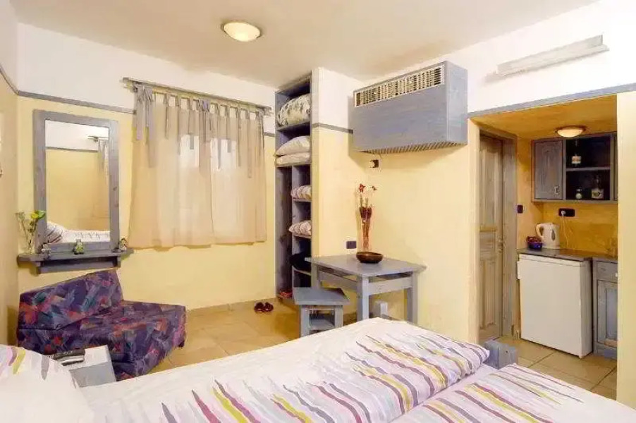 Kibbutz Afik Country Lodging