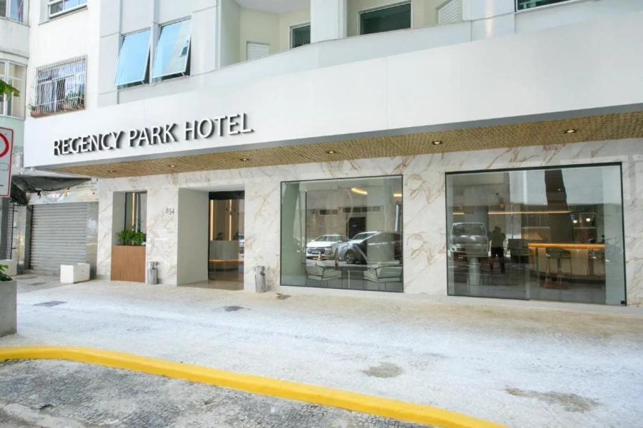 Regency Park Hotel