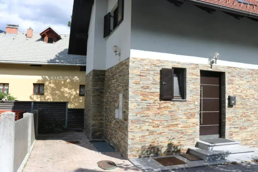 Ian's Residence