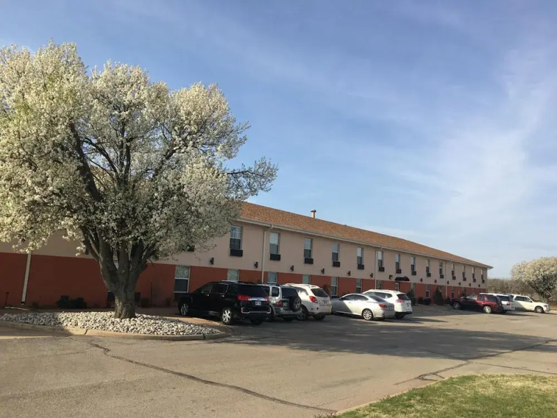 Stay Express Inn - Guthrie
