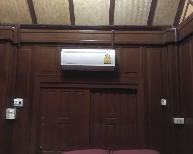 Matharak Resort Kaeng Hin Poeng