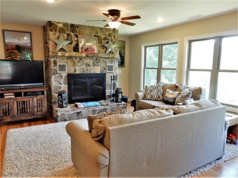 Ridgetop Landing - Carolina Properties Vacation Rentals