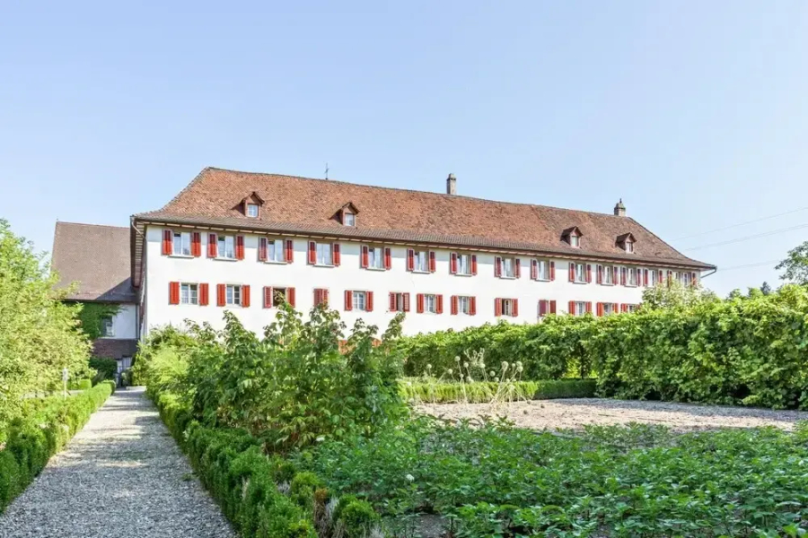 Kloster Dornach