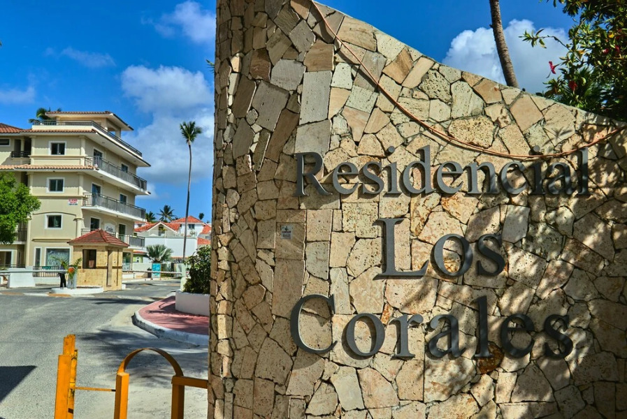 Los Corales Village - Las Terrazas Condo