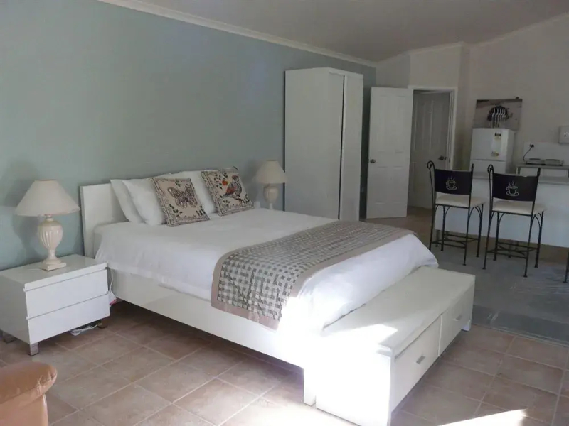 Granite Gardens Cottages & Lake Retreat