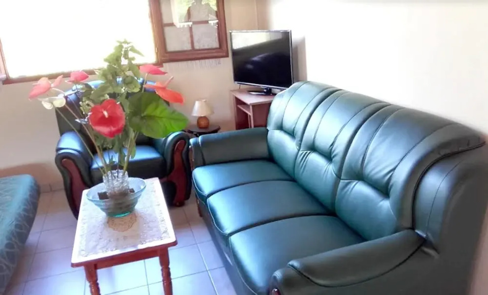 House With 2 Bedrooms in Sainte-anne, With Wonderful Mountain View, Fu