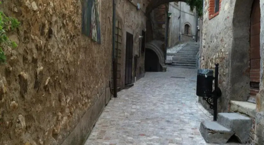 Casa in Calvi dell`Umbria