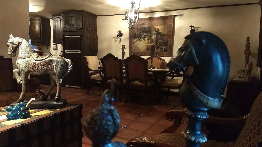 Fernabella's Lodge
