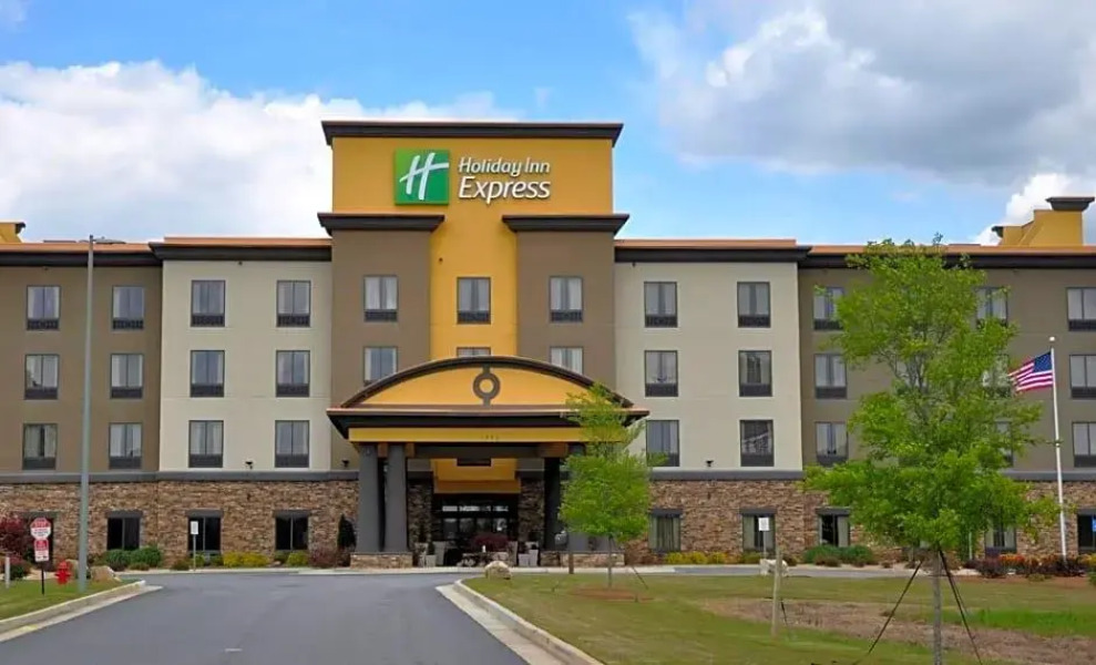 Holiday Inn Express & Suites Perry-National Fairground Area