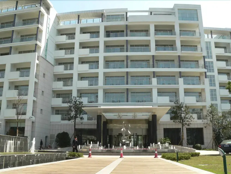 Huangshan Golf Hotel