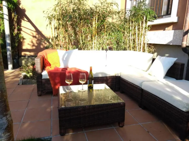 LAS LAGUNAS chalet adosado para máx 10, no recomendable para grupos de jóvenes