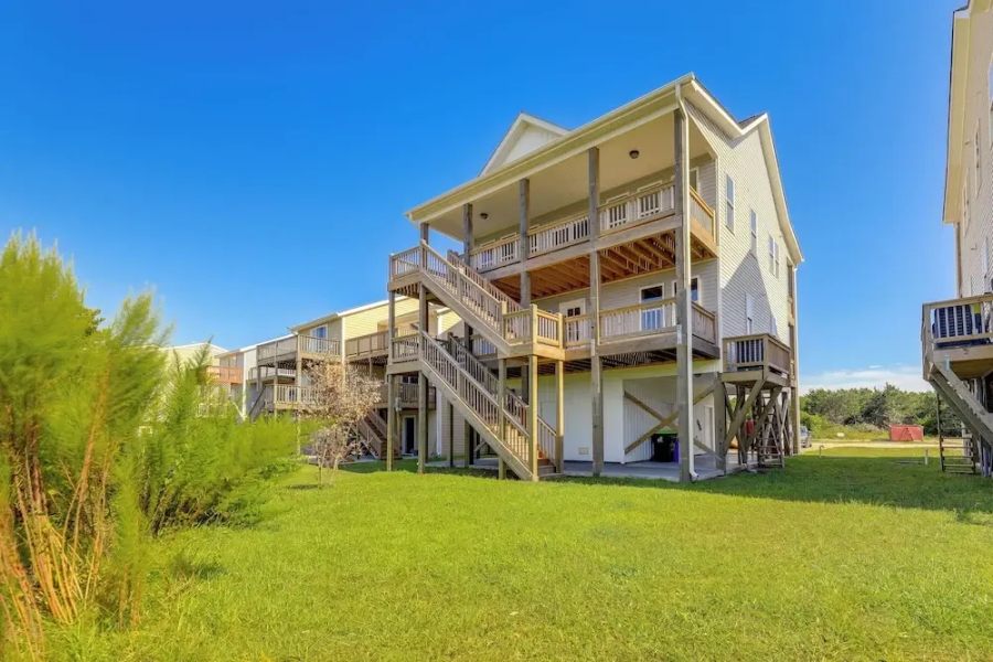 North Topsail Getaway w/ Panoramic Sound Views!