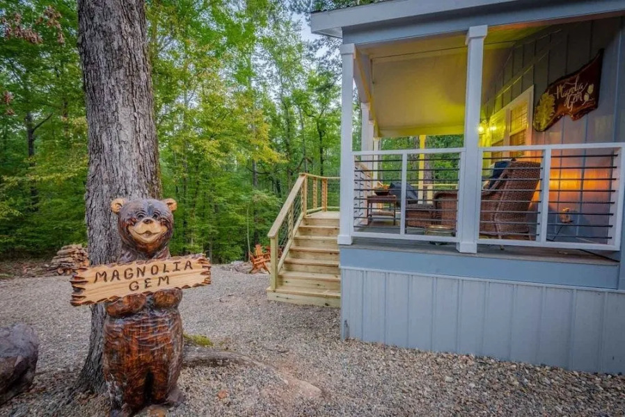 Magnolia Gem With Private Grill and Free Wifi by Redawning