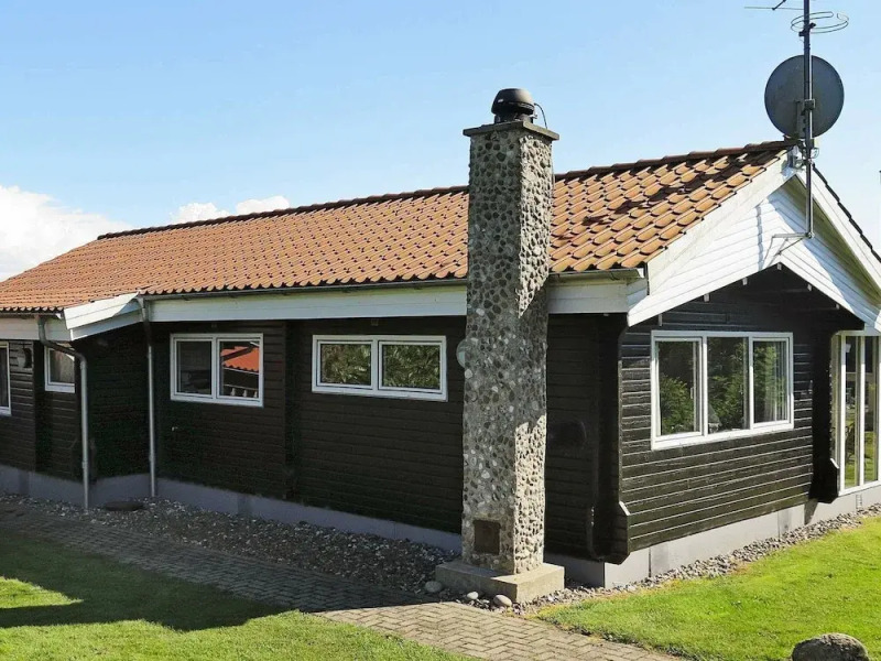 Quaint Holiday Home in Struer Near Beach