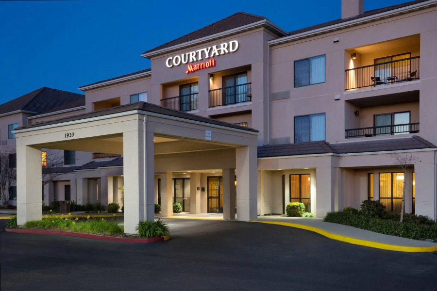 Courtyard by Marriott Roseville