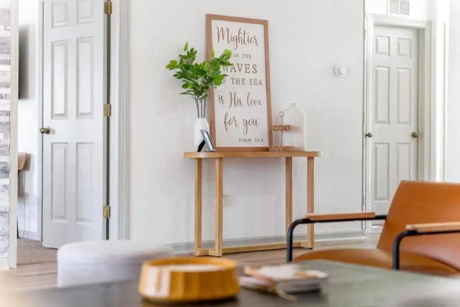 Cape Escape II - 4bdr - 2bth - POOL - Sleeps 10 or more