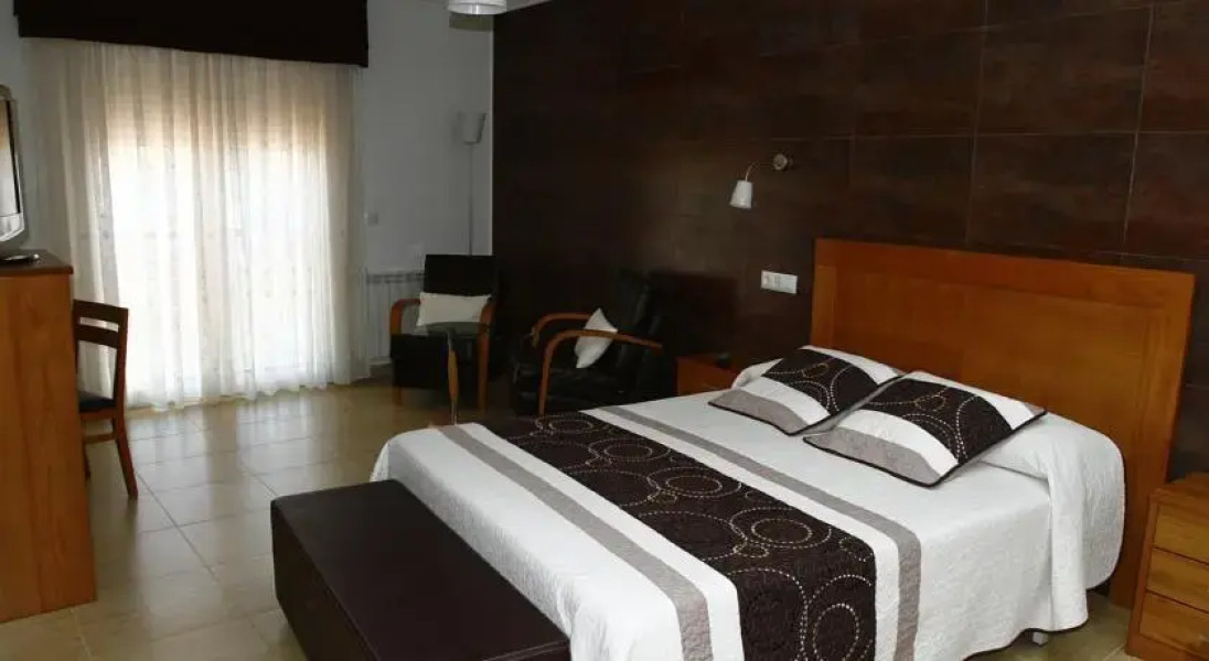 Hostal Restaurante Pinarejo