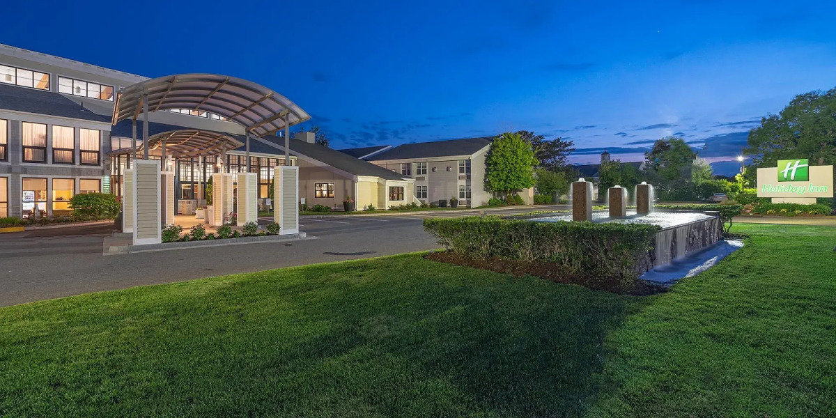 Holiday Inn Hyannis by IHG