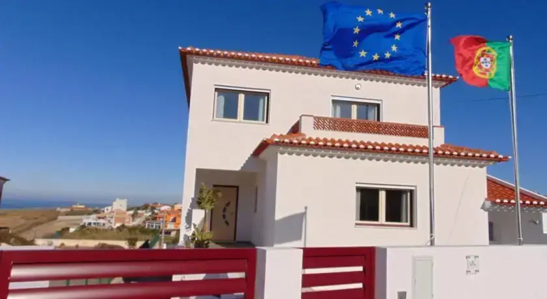 Coral Vacation Rentals (AL)