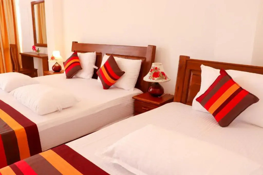 Yoho Mirissa Dive Resort