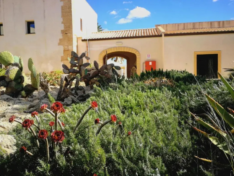 Baglio Donna Franca Wine Resort & Farm Estate