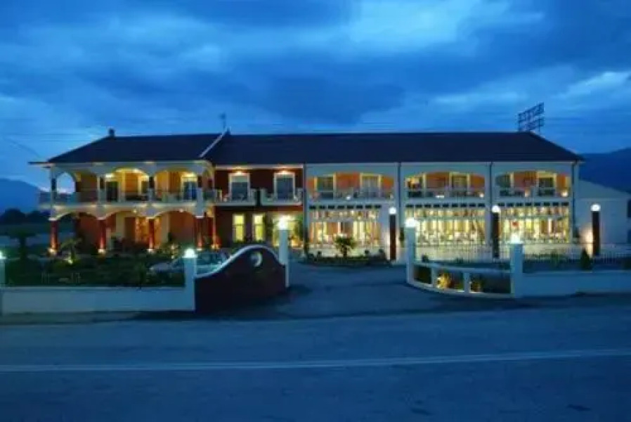 Hotel Elegant Epavlis