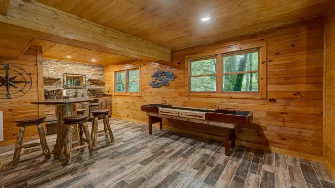 Castaway by Escape to Blue Ridge