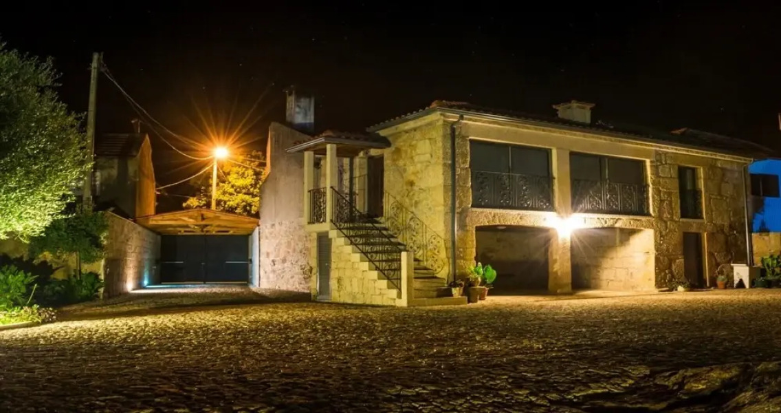 Pet Friendly BBQ Mesa de Jogos Mystay