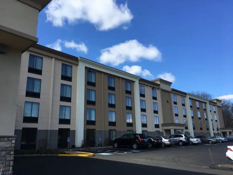 Holiday Inn DANBURY-BETHEL @ I-84