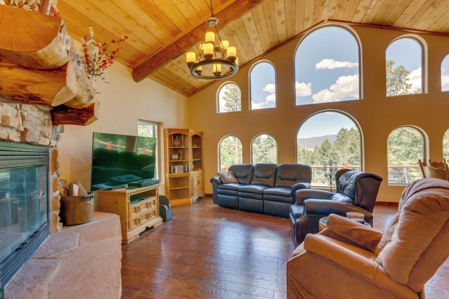 Southwestern Angel Fire Abode w/ Game Room