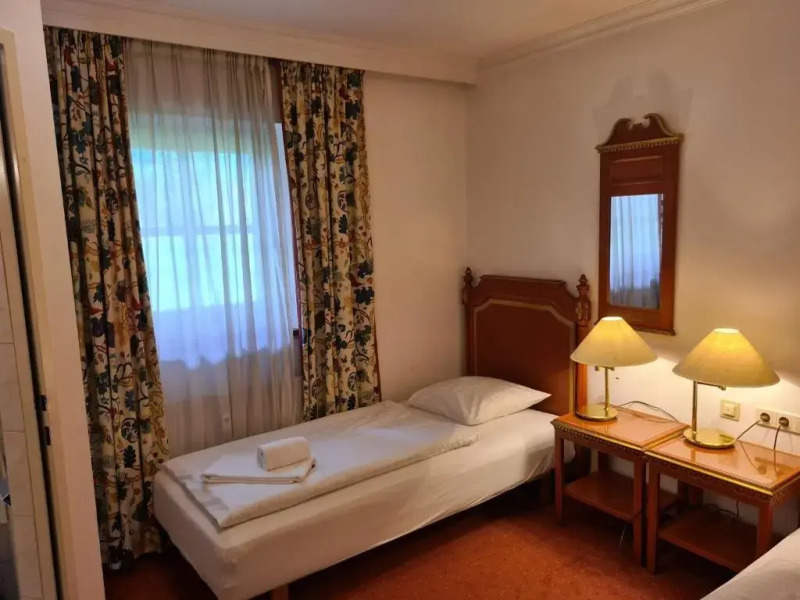 Select Apartment Top 13by Alpina