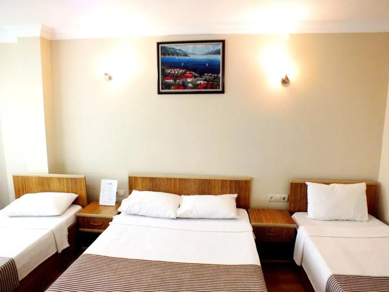 Ece Hotel