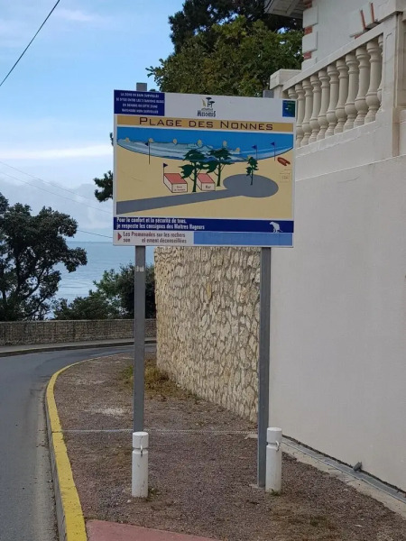 Bungalow With one Bedroom in Meschers-sur-gironde, With Pool Access, Furnished Garden and Wifi