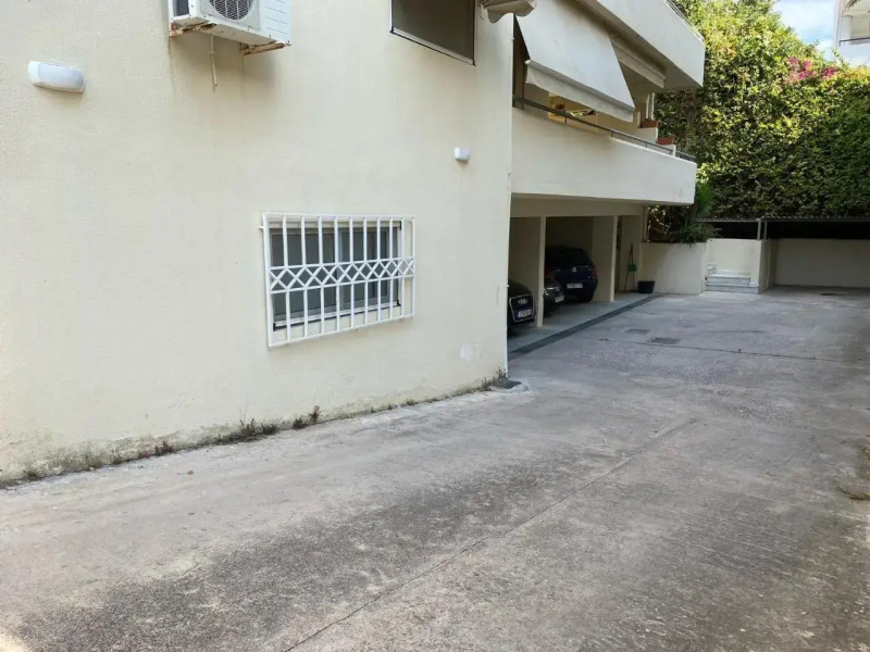 Bright, Cosy Studio close to Glyfada Beach & Center