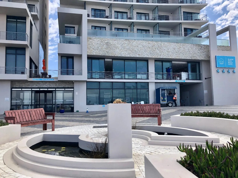 Blaauwberg Beach Hotel