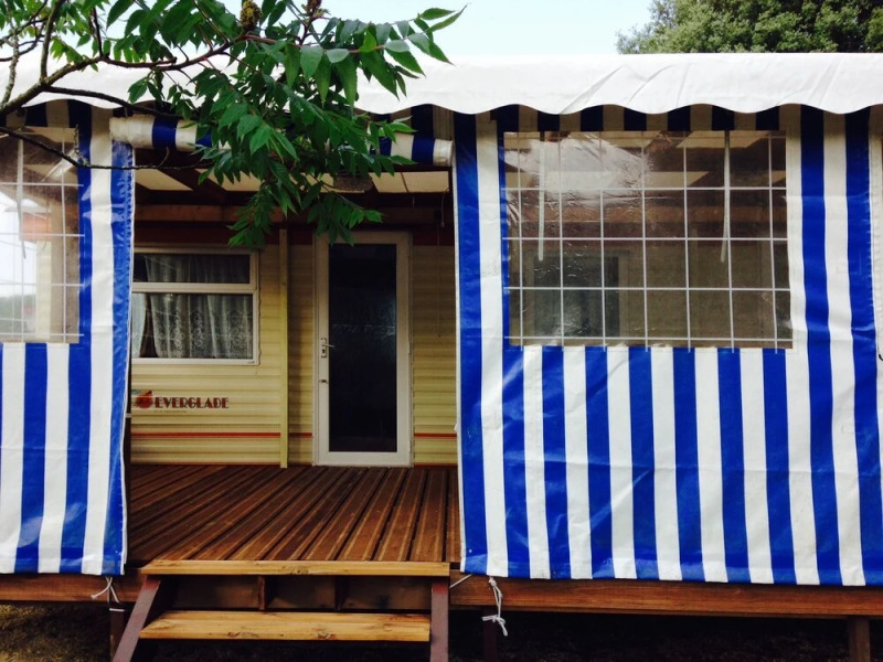 Bungalow With 3 Bedrooms in La Tremblade, With Pool Access and Terrace