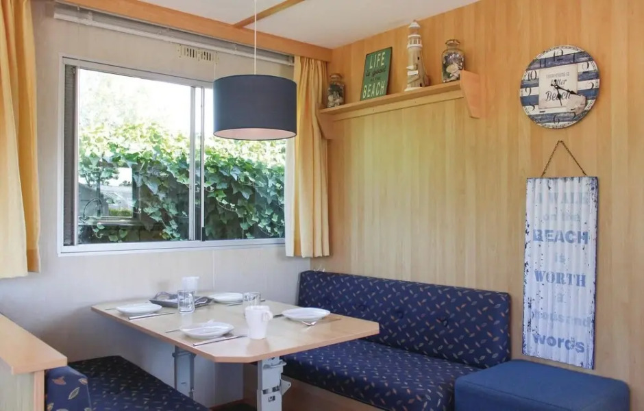 Nice Home in Renesse With 2 Bedrooms, Wifi and Indoor Swimming Pool