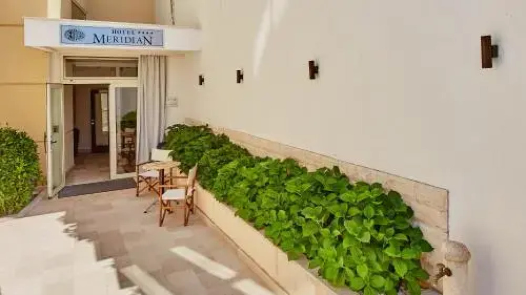 Hotel Meridian