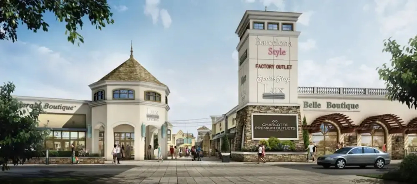 Lakefront Property Two Bedroom Cabin #36 at Long Cove Resort by Redawning