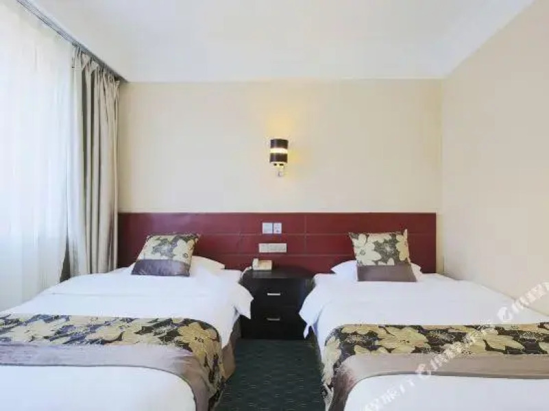 Dunhua Service Building Hotel