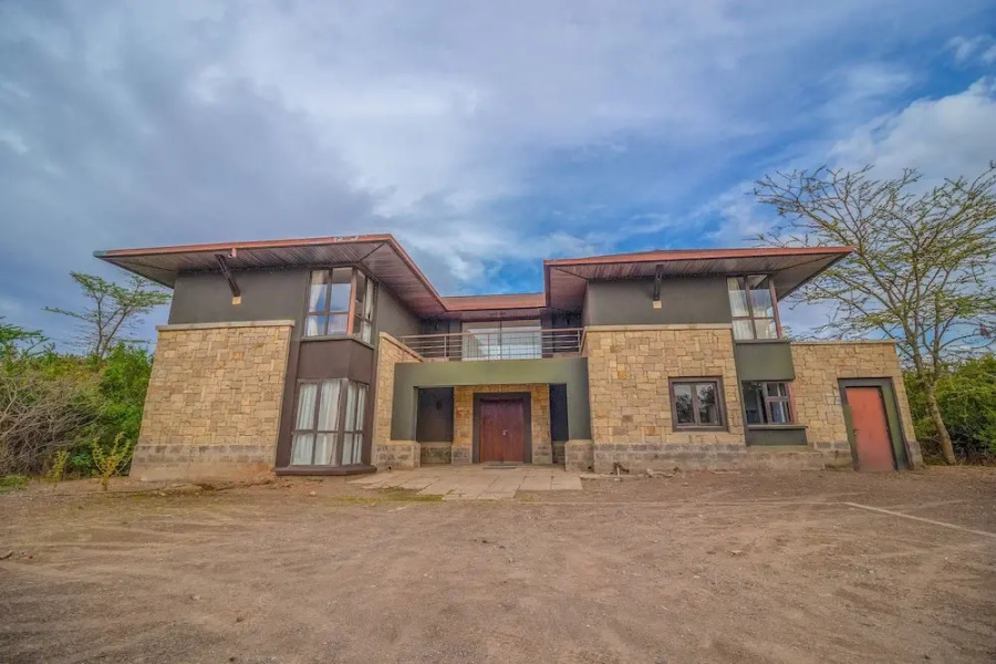 Mount Kenya Wildlife Estate at Ol Pejeta