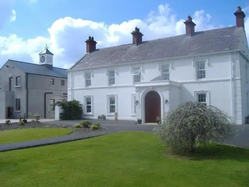 Luxury Cottage Clocktower/royal Hillsborough