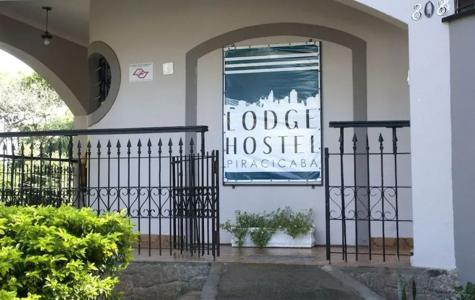 Lodge Hostel