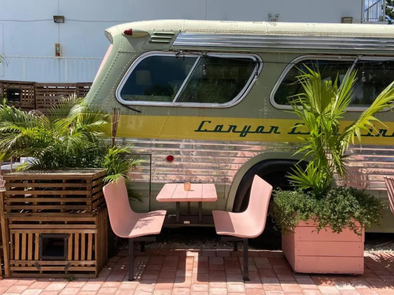 Miami River Inn By Renzzi