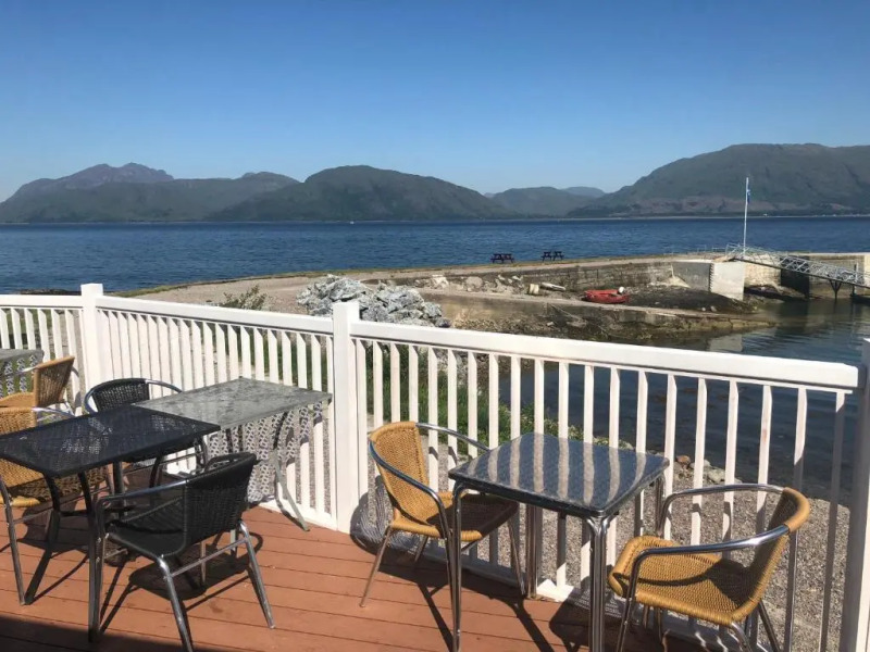 Holly Tree Hotel, Swimming Pool & Hot Tub