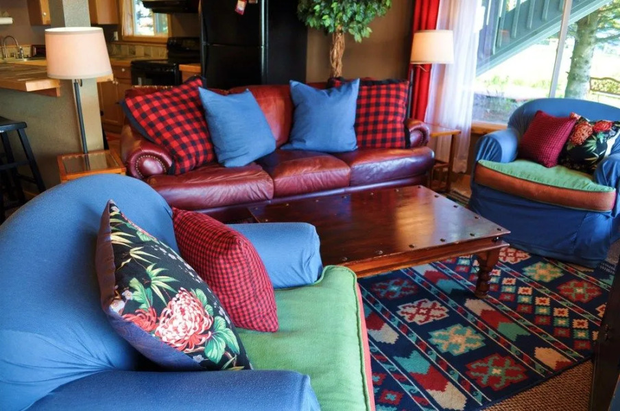 Ocean House Inn & Condos