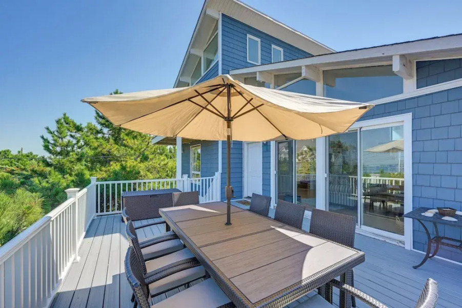Westhampton Beach Home w/ Deck + Ocean Views!