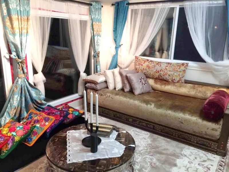 Apartment With one Bedroom in Longueuil, With Private Pool, Enclosed Garden and Wifi