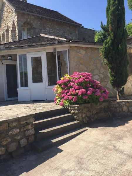 Maison en bord de seine