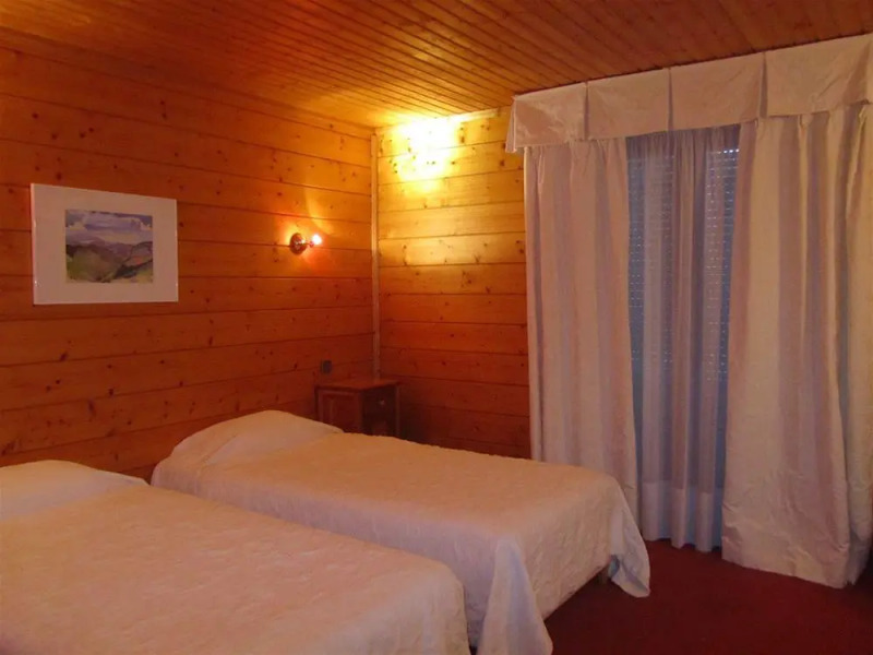 Hôtel Denarié - Restaurant Les 5 Chemins